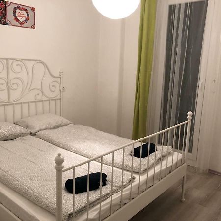 דירות בודפשט Sportarena & Stadion Apartman H-39 מראה חיצוני תמונה